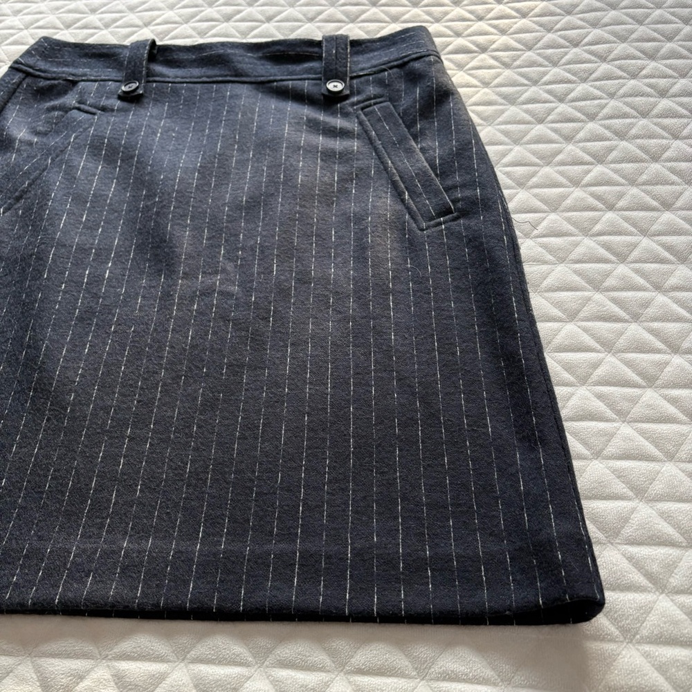 Loft Straight Skirt Size 6 Navy Pinstriped Wool Blend Belt Hoops Pockets Career - Picture 4 of 12
